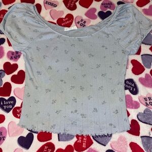 Baby Blue Rose & Heart Top🩵
Best fits a M or L🩷